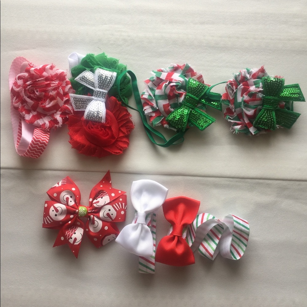 Girl’s Christmas accessories
